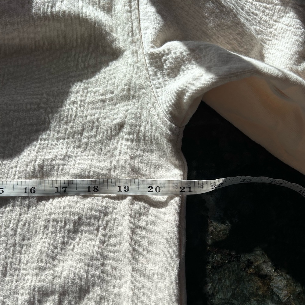 Aerie Gauze Cotton Puff Sleeve very oversized v neck terry popover top. Lounge - Picture 7 of 10